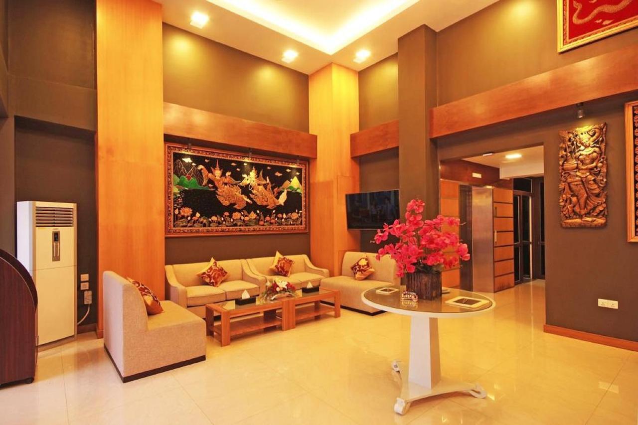 The Hotel Mawtin Yangon Exterior foto